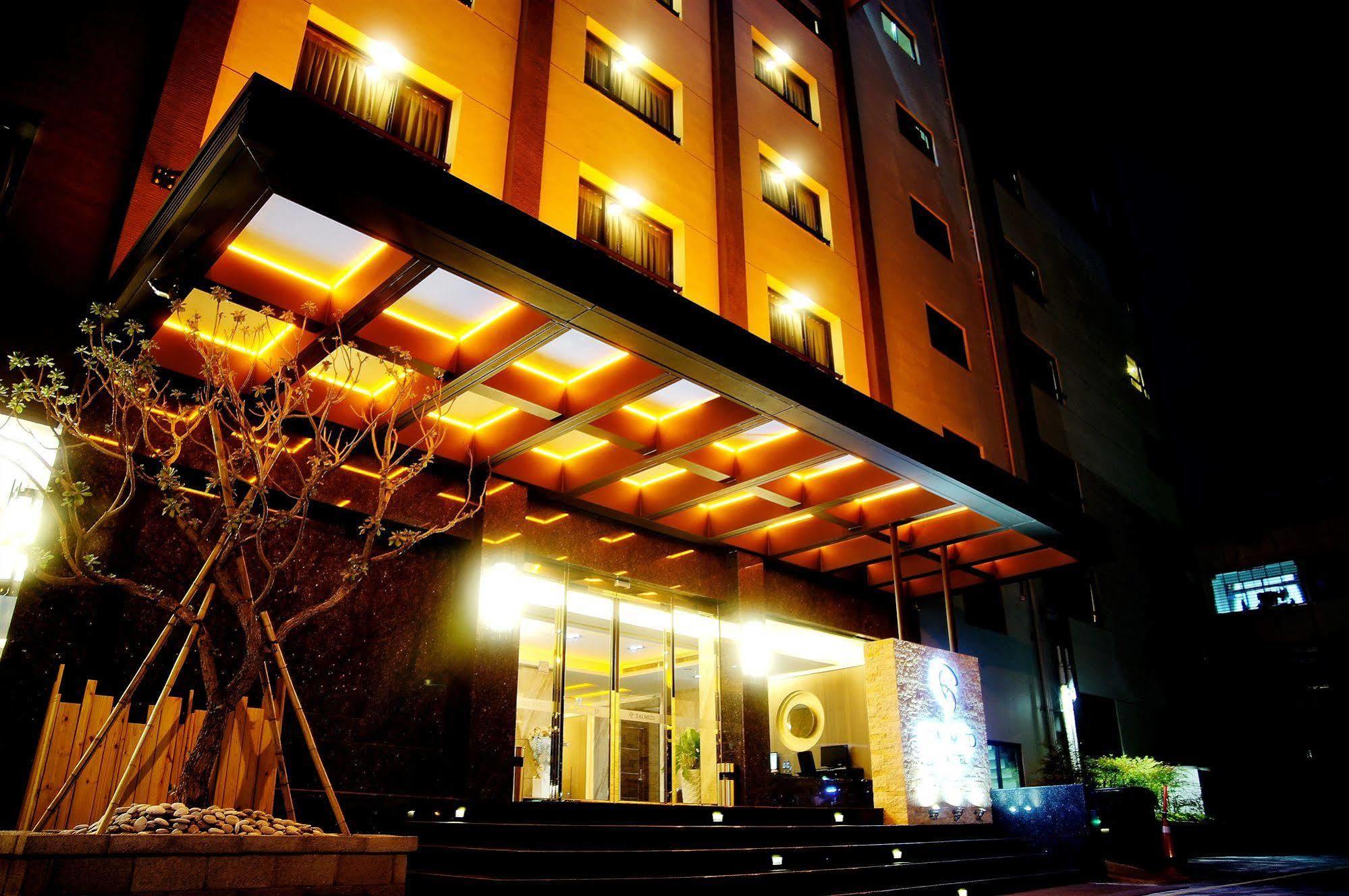 Talmud Hotel Tajcshung Kültér fotó